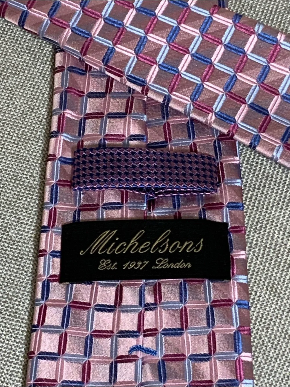 Michelson’s London Sevenfold Silk Tie Pink 3D Cube Pattern